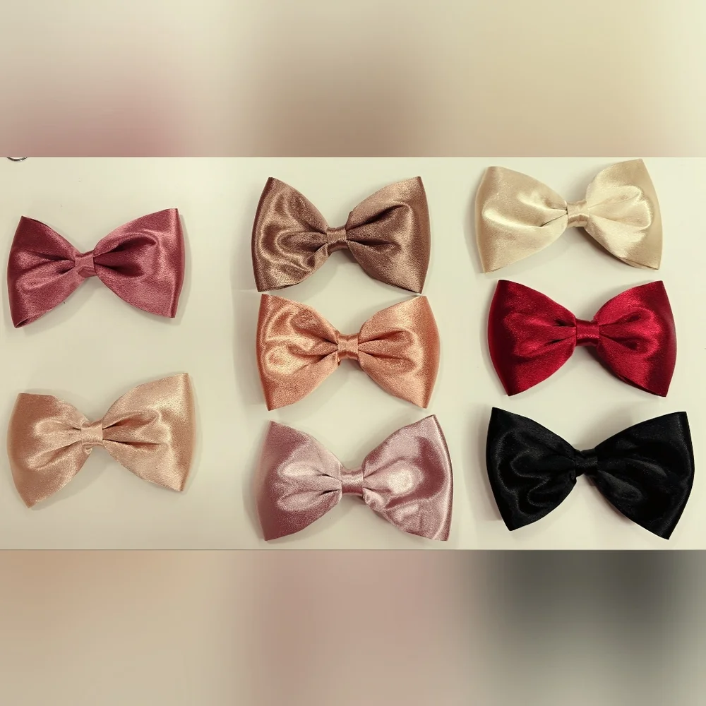 Elegant Set Of 8 Hairbows